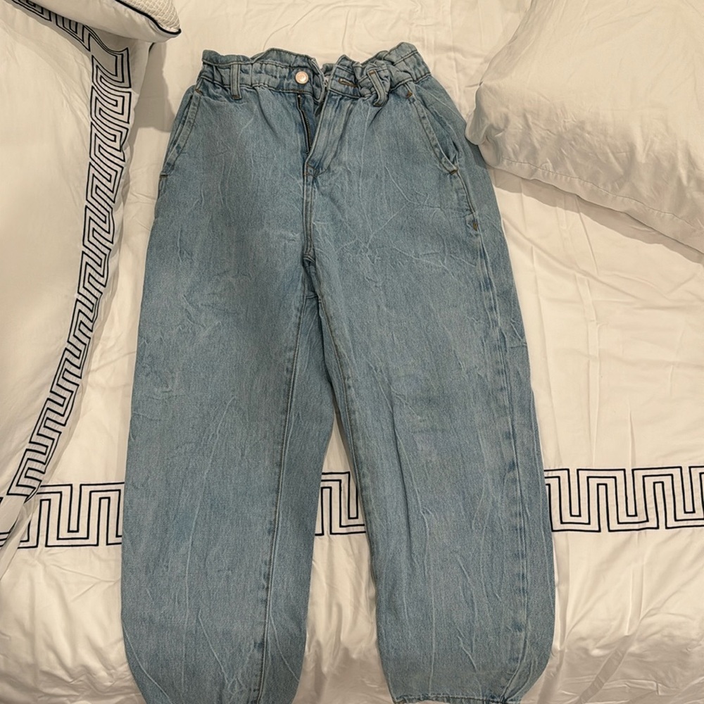 Zara size 4